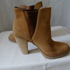 BELLE by SIGERSON MORRISON Suede Heeled Ankle Boot